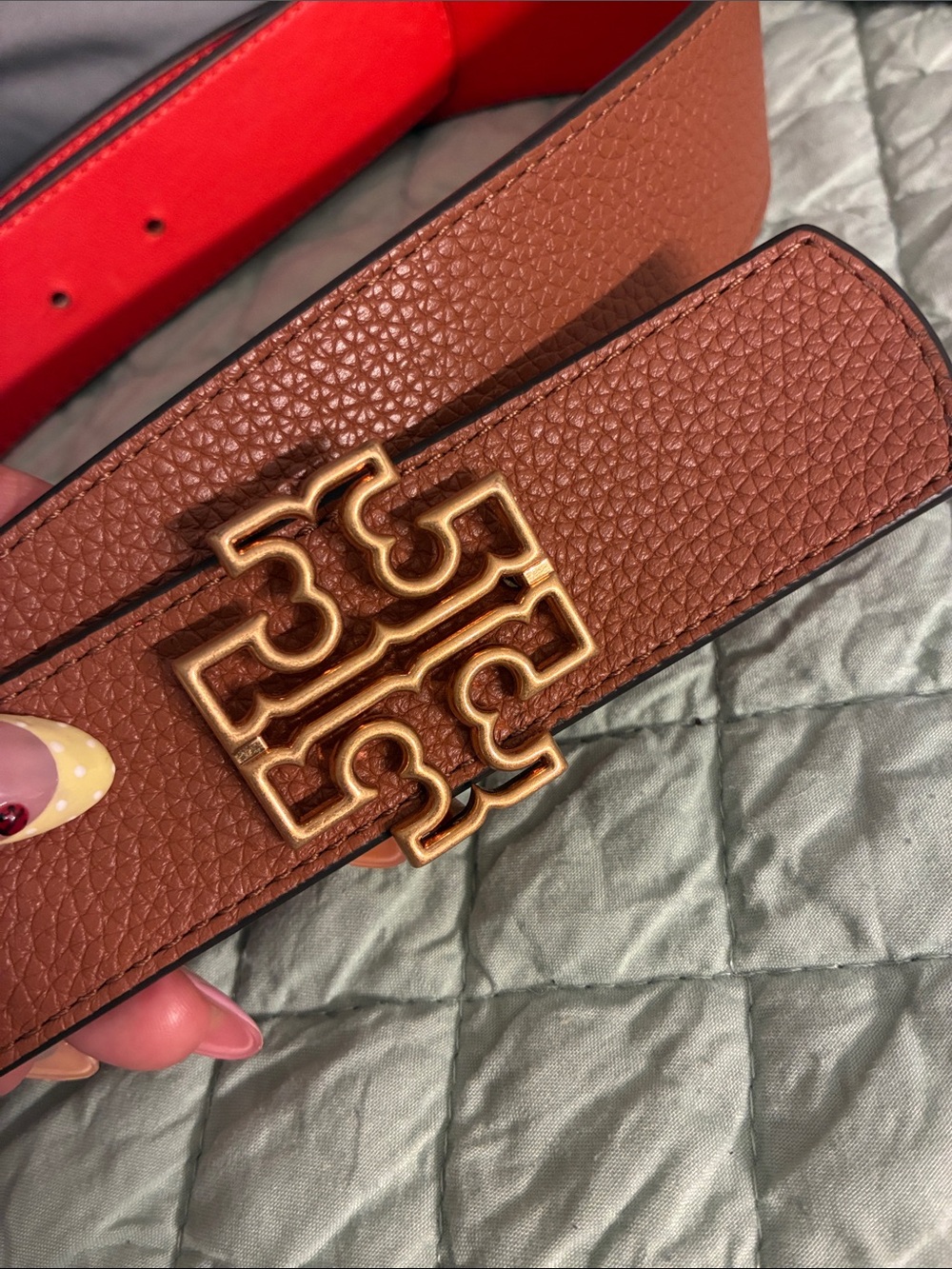 Tory Burch Burnt Orange Leather Logo reversible Belt with Gold Buckle - Picture 3 of 3